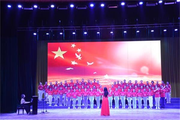 图为谈球吧合唱现场.JPG